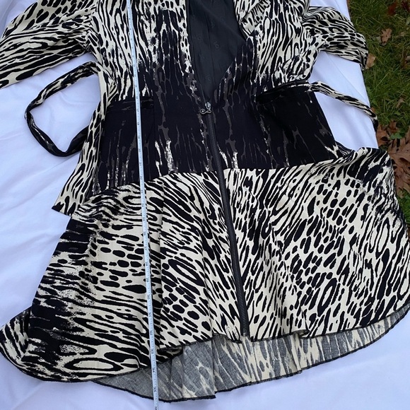 NWT Samuel Dong Jacket Black & Cream Zippered Belted Size Medium - Picture 7 of 10